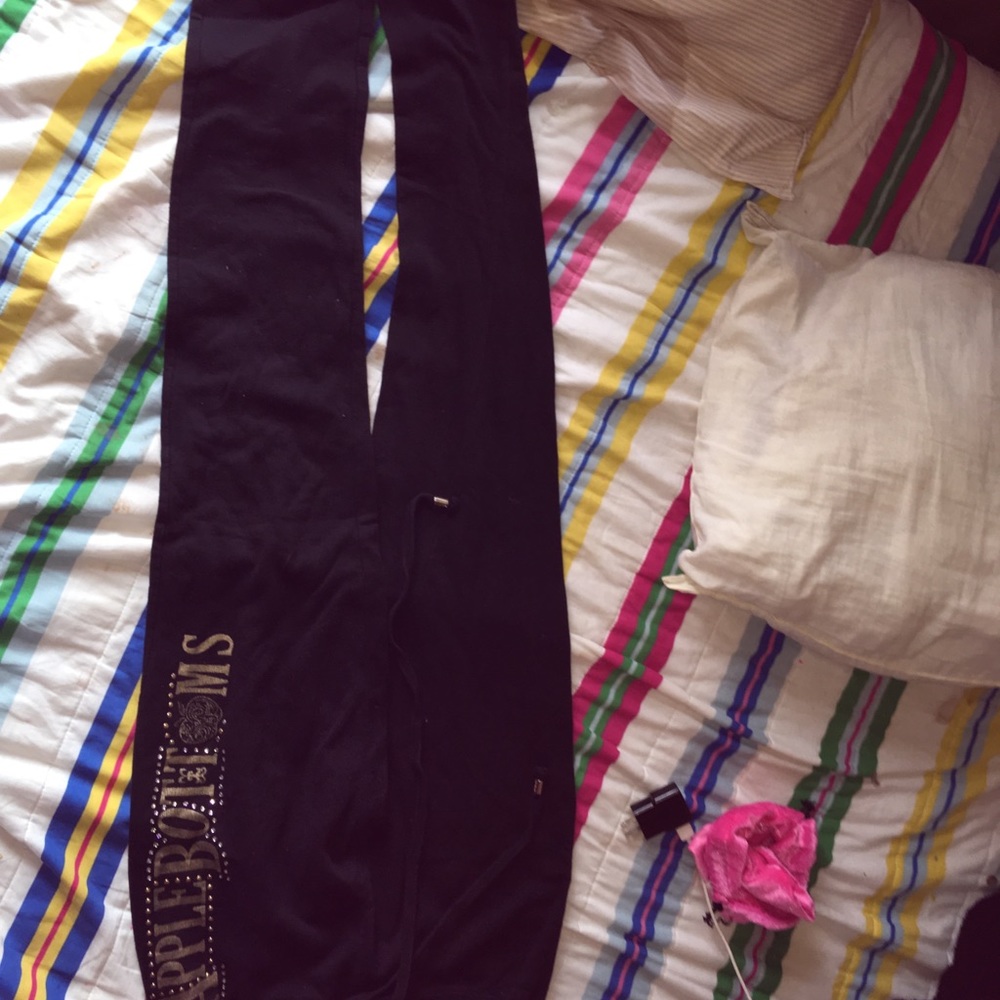 Clothes - Picture 3 of 3